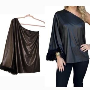 ENTRO NWT Black Faux Leather One Shoulder Top, Size Small